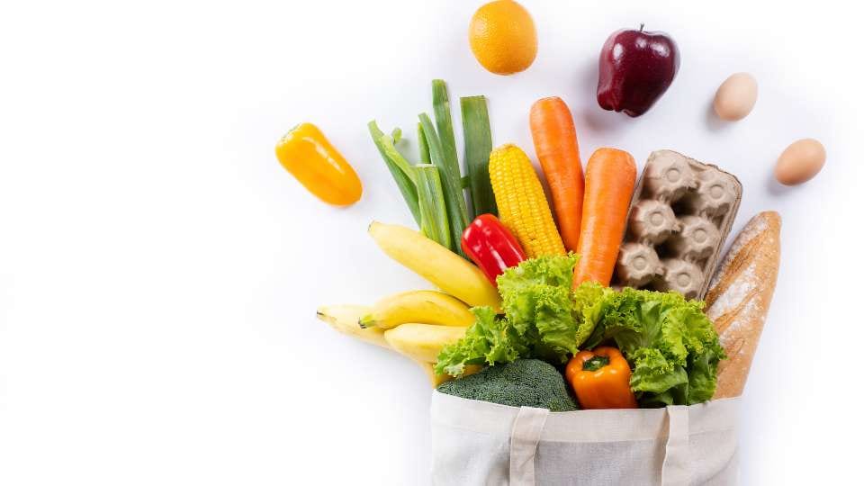 Why eat healthy food / Canva