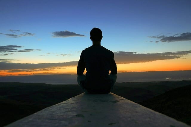 4 Types Of Meditation Poses / Pixabay