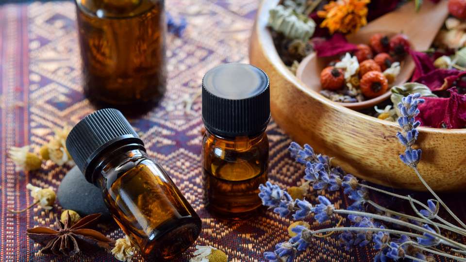 Blending Essential Oils For Enhanced Effects / Canva