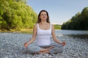 Back To Yoga Basics : A Guide to Physical Yoga Practice / Pixabay