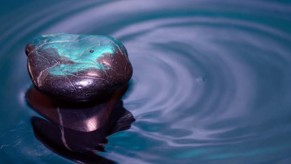 Flowing Meditation for Immune Function / Canva
