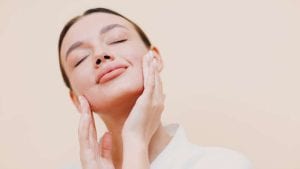 Pranyama for Glowing Skin / Canva