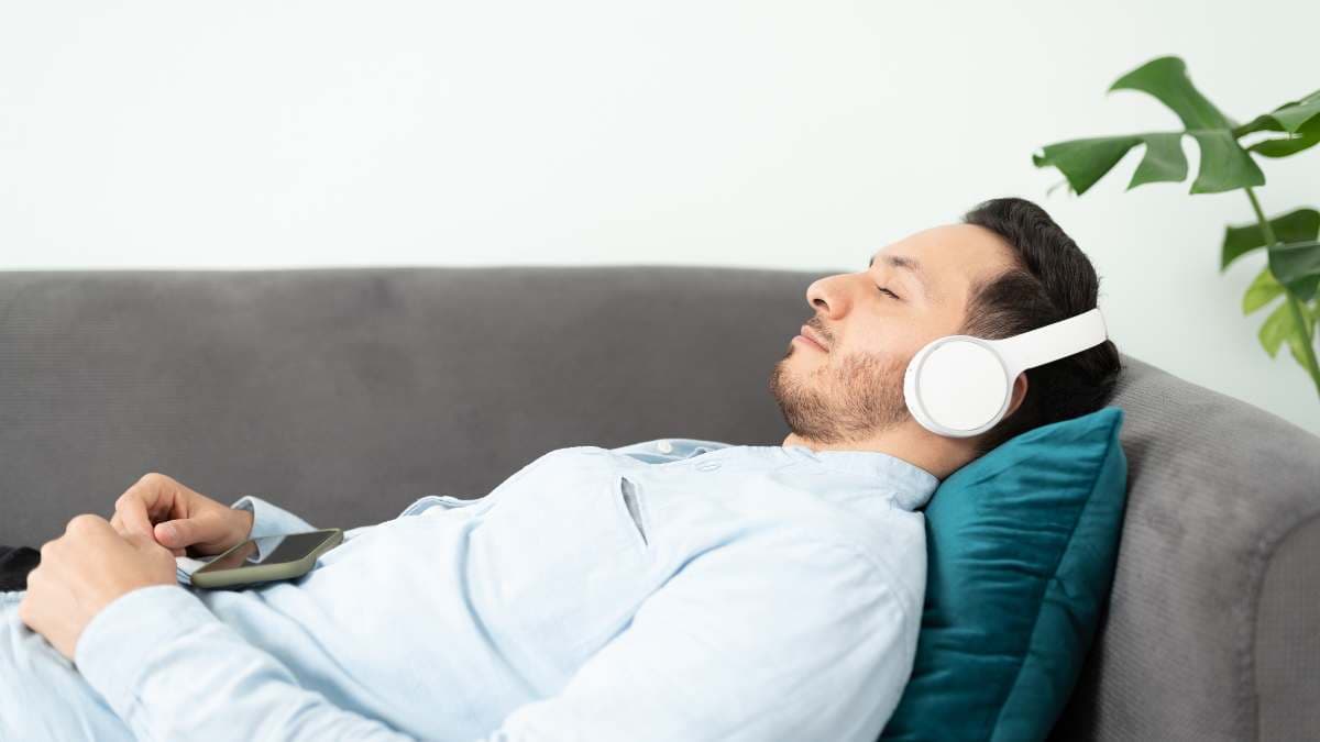 Guided Meditation for Sleep Manifestation / Canva