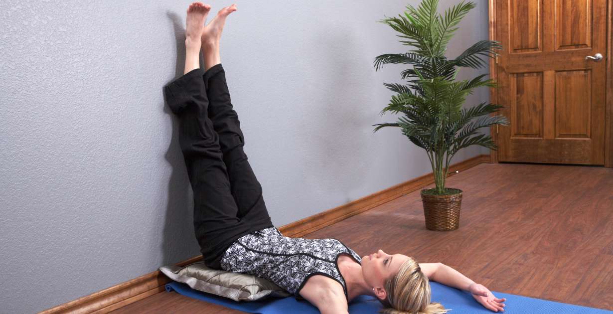 Legs up the Wall Bolster / Canva