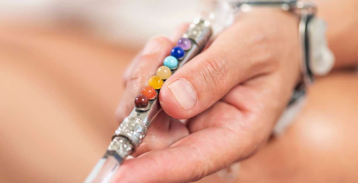 Seven Chakra Crystal Wand / Canva