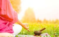 yoga y la espiritualidad / C