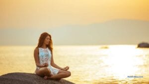 Holistic Beauty Practices with Mindfulness and Meditation / C