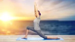 6 Benefits Of Anjaneyasana / Canva