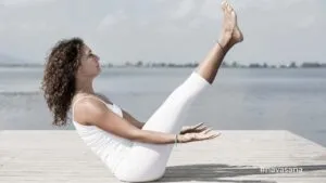 Boat Pose Navasana / Canva