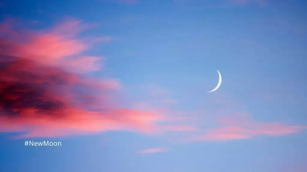 New Moon Meditation / Canva