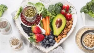 The Health Benefits of a Vegan Yoga Diet / Canva