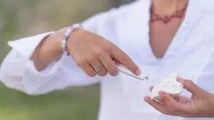 Manifesting Abundance / Canva