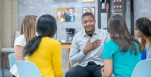 Conectar con otras personas / Canva