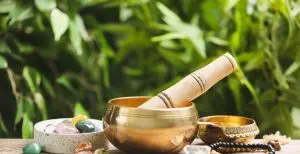 Holistic healing for stress / Canva