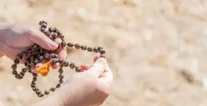 The Role of Mala Beads in Japa Meditation / Canva