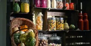Creating a Sustainable Pantry / C