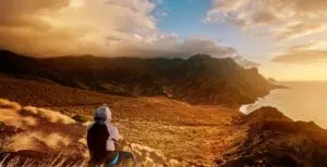 The Connection between Mindfulness and Present-Moment Awareness / C