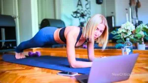 Benefits of Yoga and Digital Wellness / C