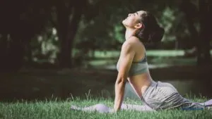 Breathing to Use While Practicing Yoga / C